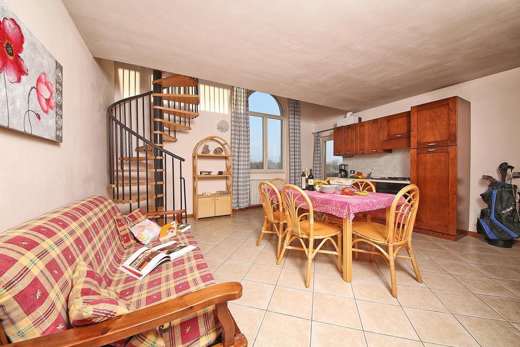Aparthotel Il Colombaro Saló Zimmer foto