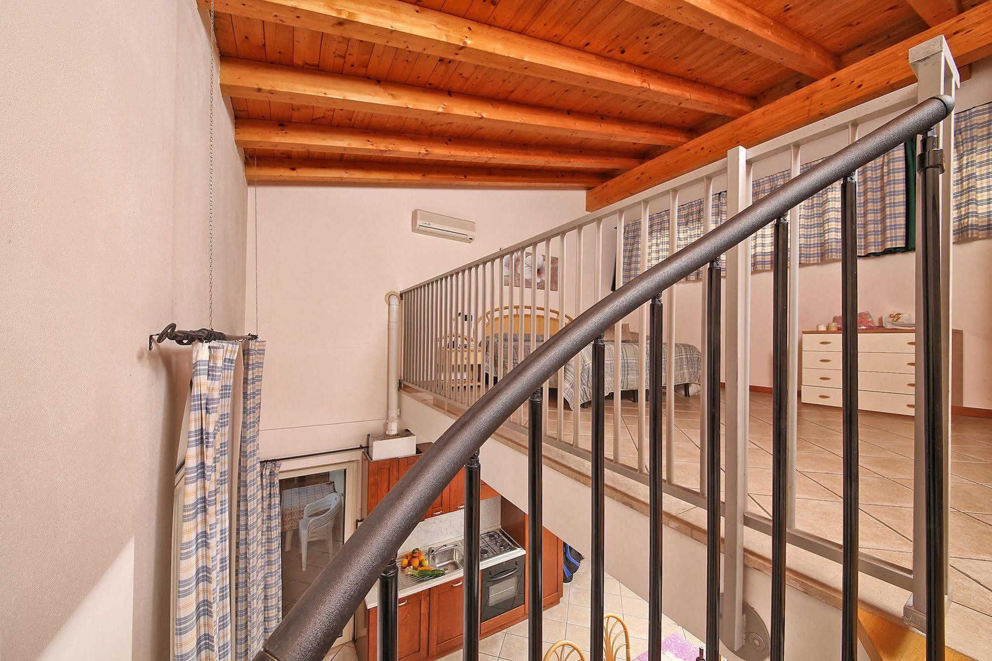 Aparthotel Il Colombaro Saló Exterior foto
